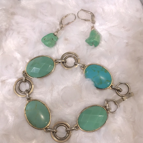 Accessories - Cut stones link bracelet color aqua greens  bracelet w dangle matching earrings